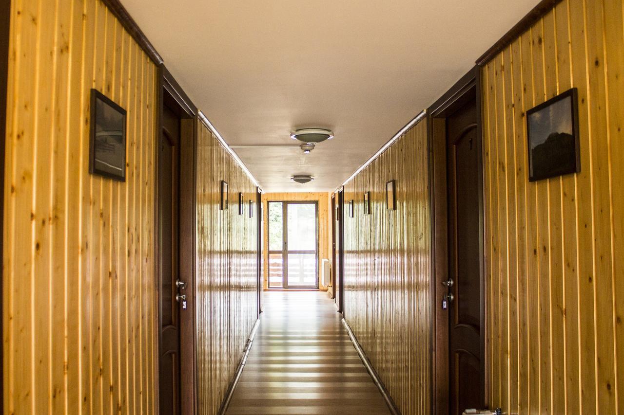 Cabana Barlogul Lupilor Villa Berevoesti Exterior photo